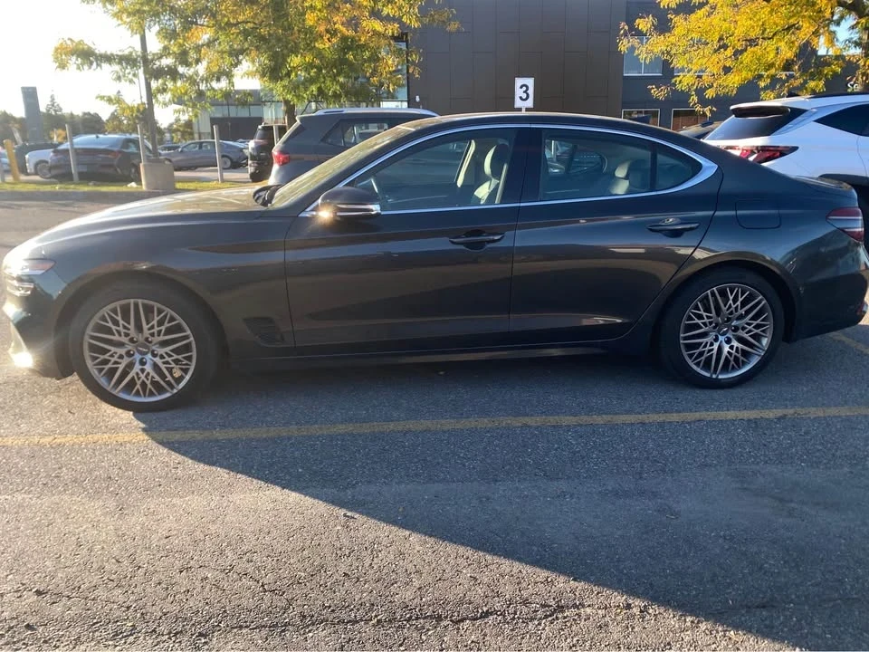 2023 Genesis G70 - Image 7 of 17