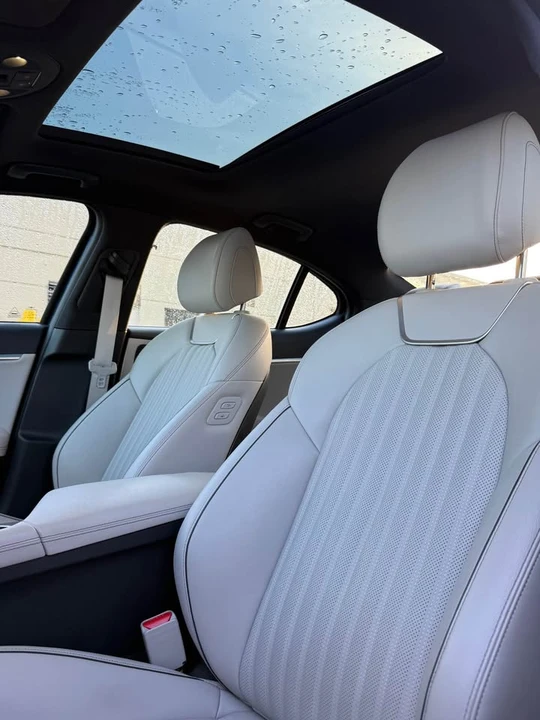 2023 Genesis G70 - Image 8 of 16