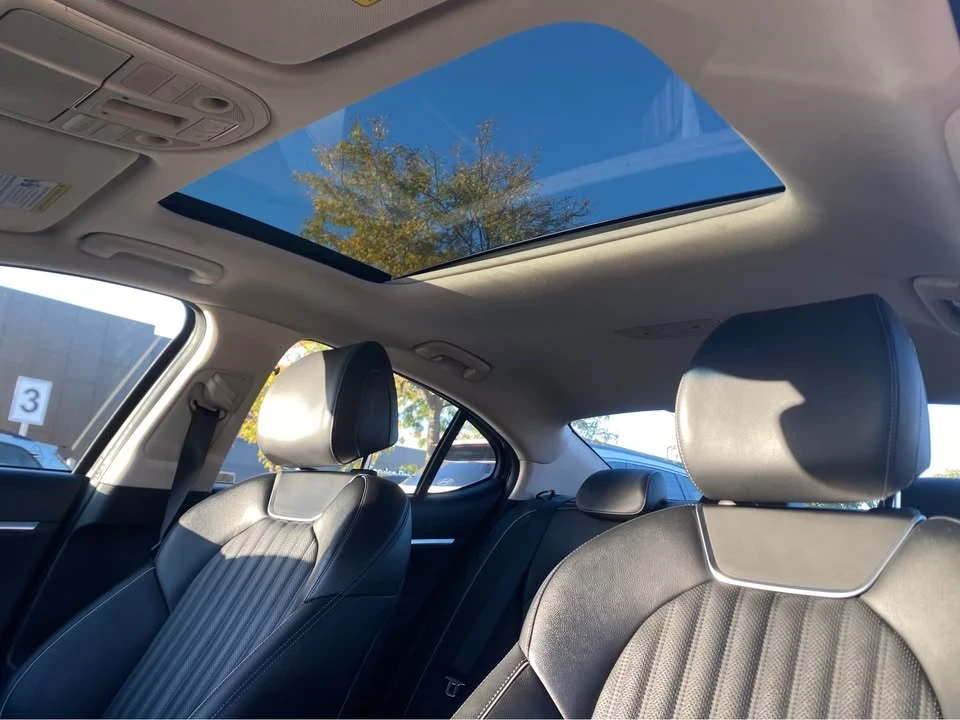 2023 Genesis G70 - Image 17 of 17
