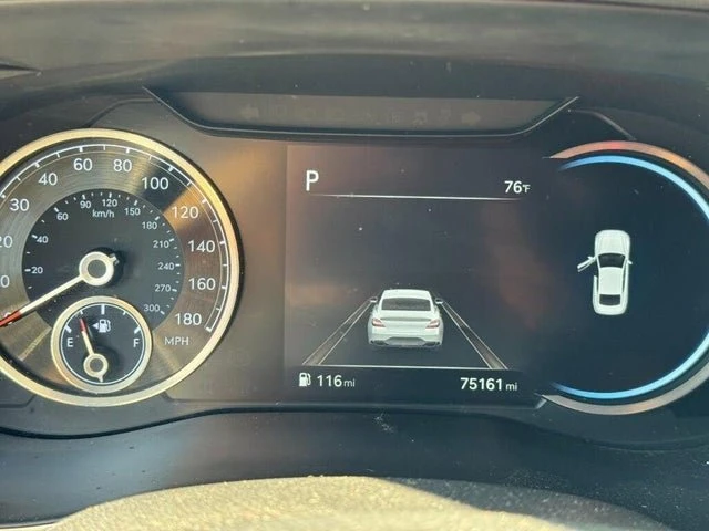 2023 Genesis G70 - Image 17 of 19