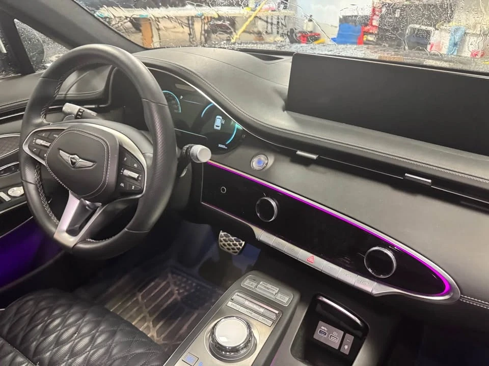 2023 Genesis G70 - Image 11 of 15