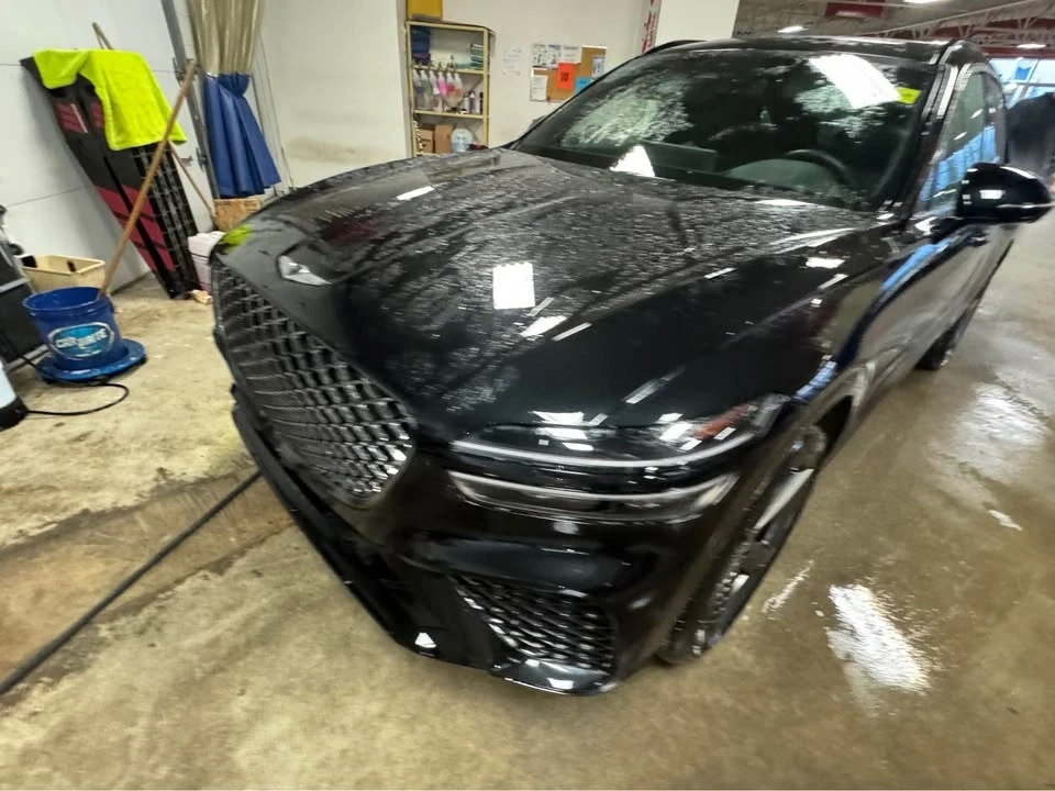 2023 Genesis G70 - Image 2 of 15