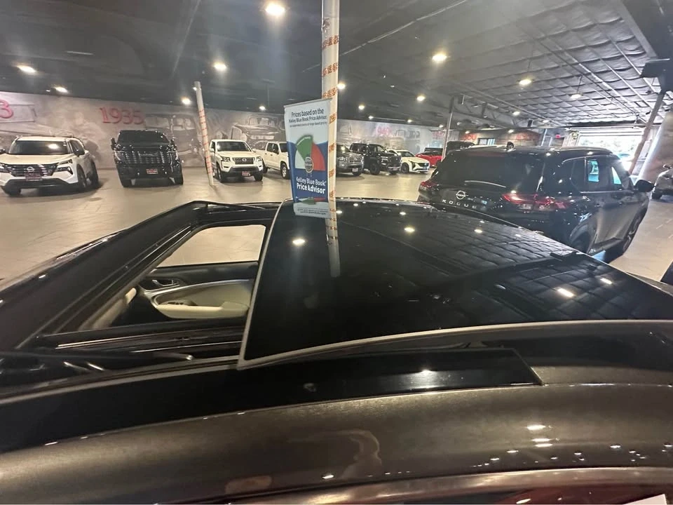 2023 Genesis G70 - Image 4 of 5