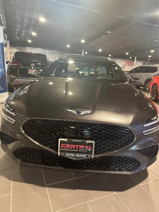 2023 Genesis G70 - Image 2 of 5