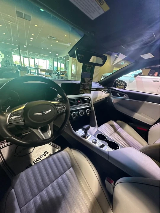 2023 Genesis G70 - Image 3 of 4
