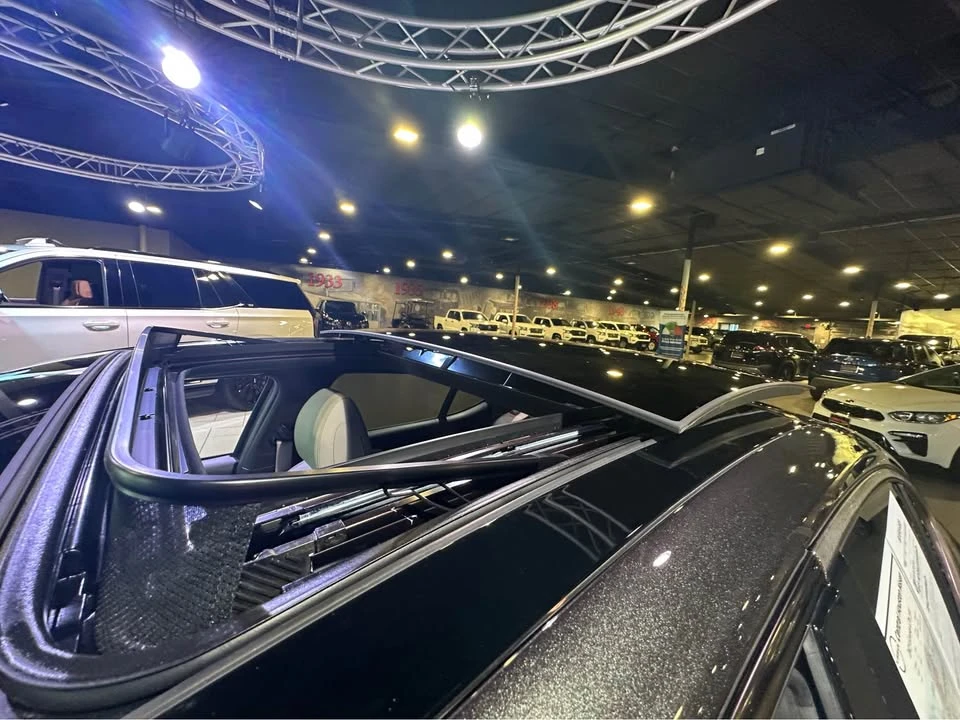 2023 Genesis G70 - Image 4 of 4