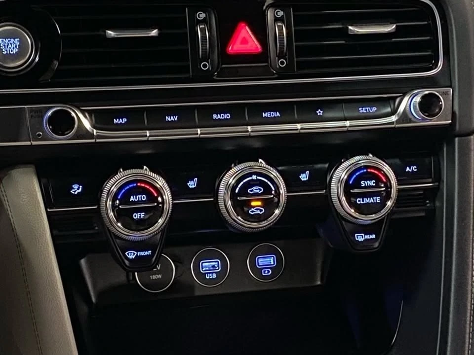 2023 Genesis G70 - Image 11 of 20