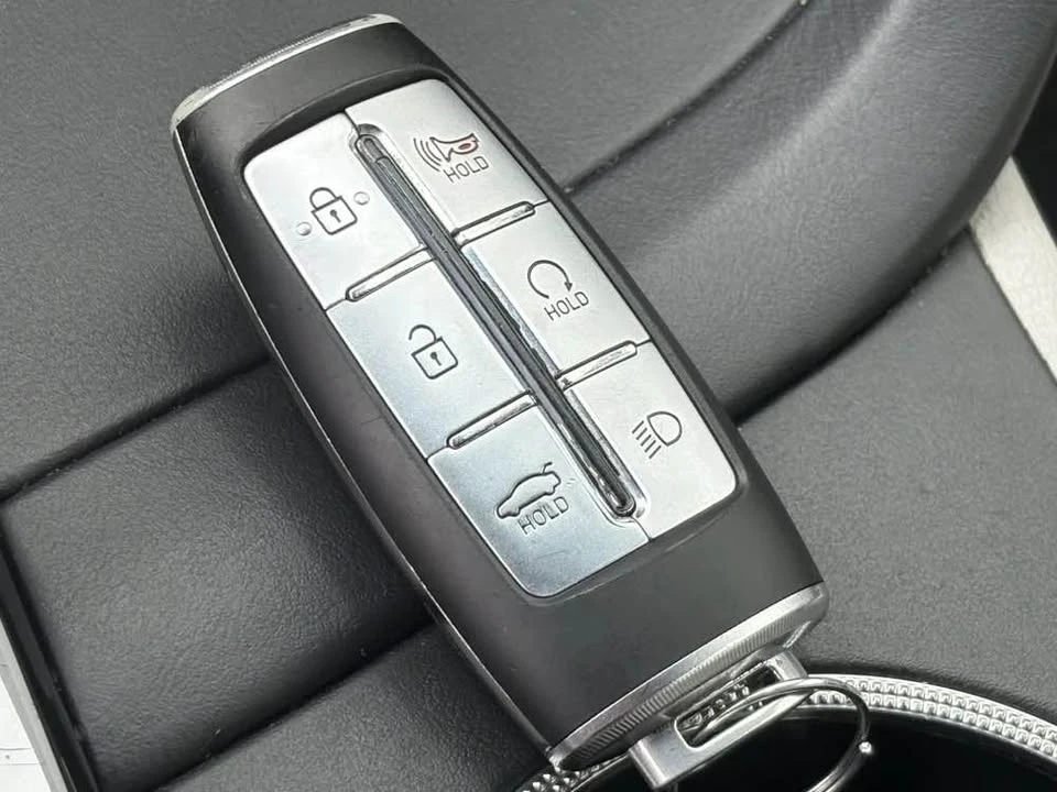 2023 Genesis G70 - Image 12 of 12