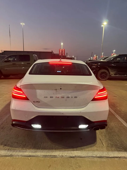 2023 Genesis G70 - Image 3 of 4