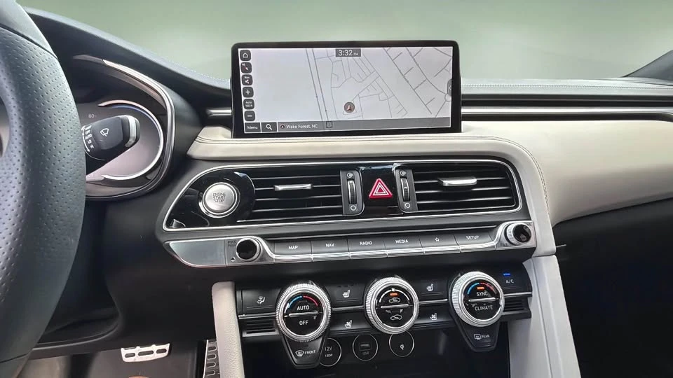 2023 Genesis G70 - Image 18 of 18