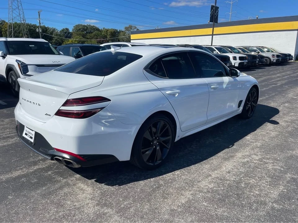 2023 Genesis G70 - Image 4 of 10