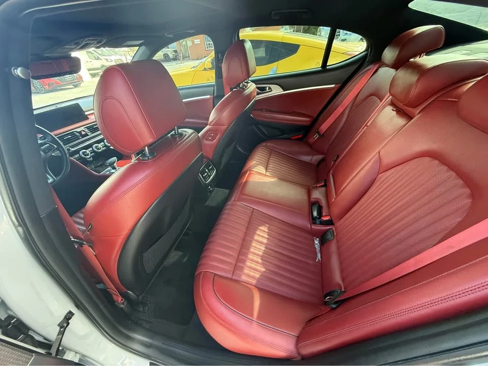 2023 Genesis G70 - Image 2 of 9