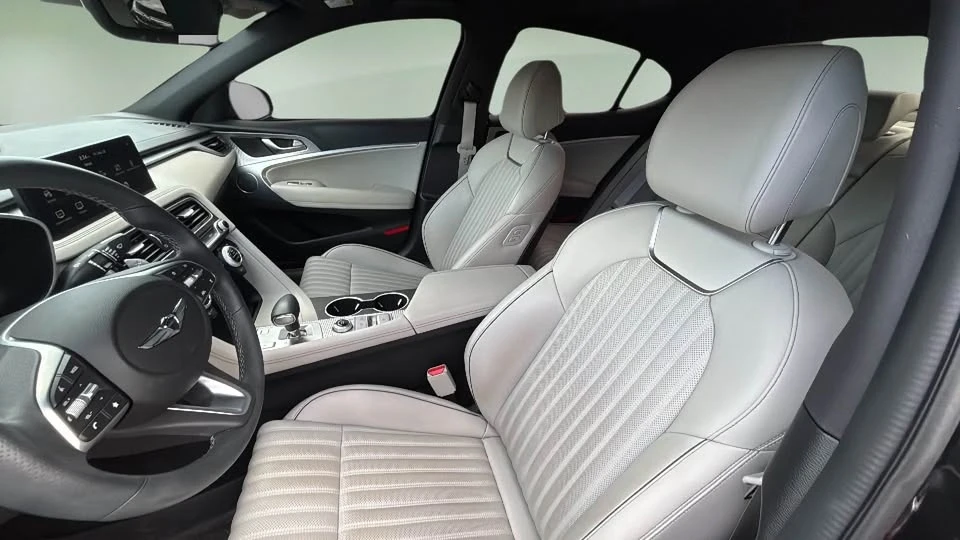 2023 Genesis G70 - Image 10 of 18