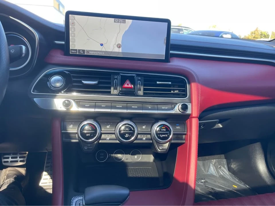 2023 Genesis G70 - Image 9 of 10