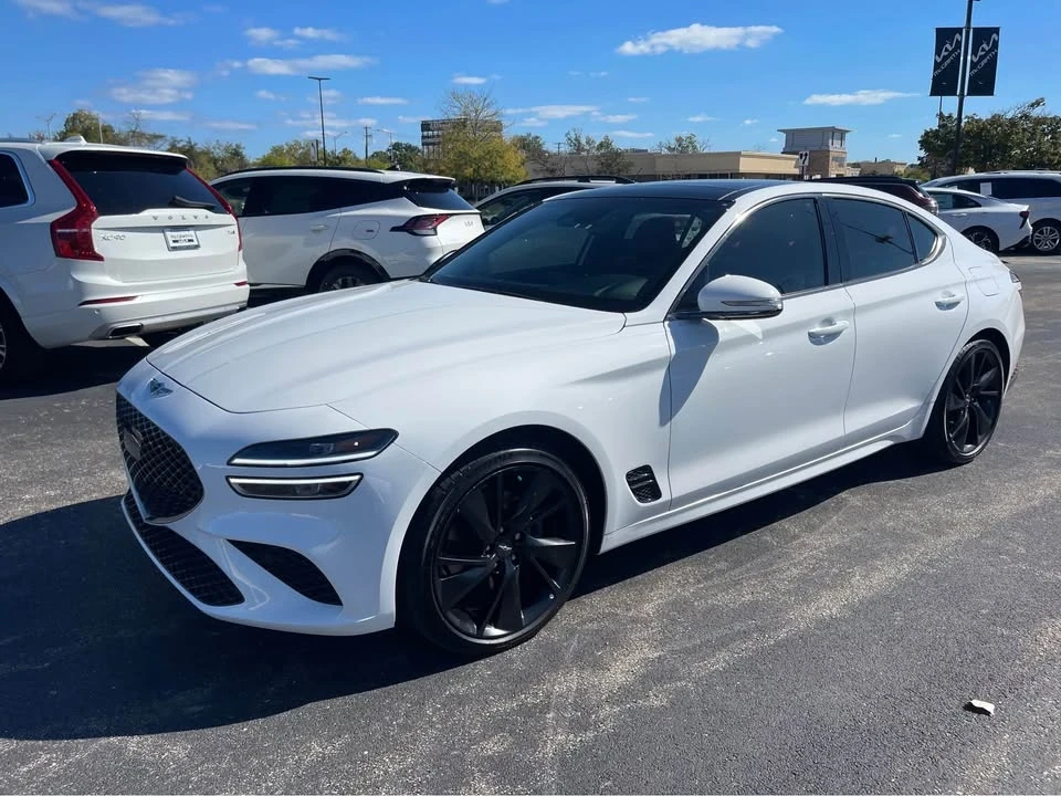 2023 Genesis G70 - Image 2 of 10