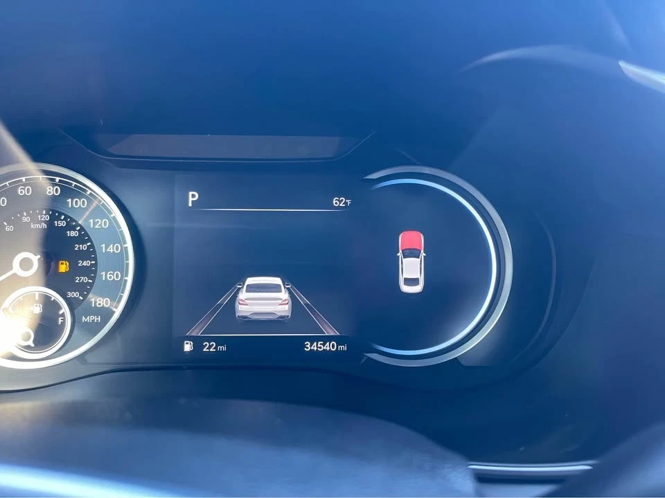 2023 Genesis G70 - Image 8 of 10