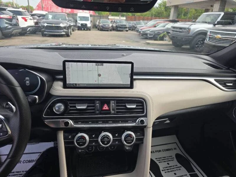 2023 Genesis G70 - Image 14 of 20