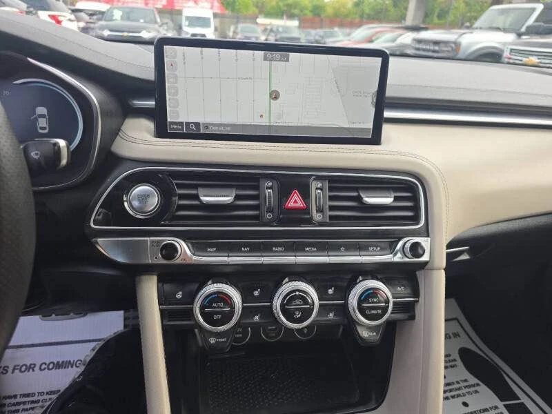 2023 Genesis G70 - Image 12 of 20