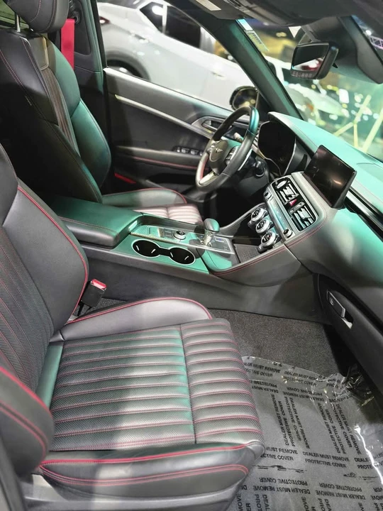 2023 Genesis G70 - Image 8 of 10