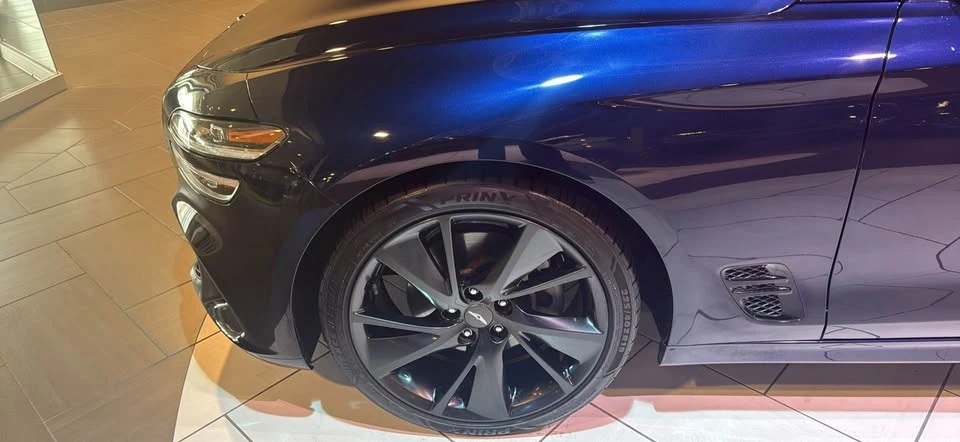 2023 Genesis G70 - Image 3 of 5