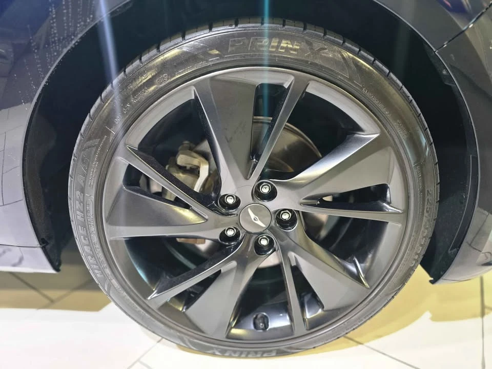 2023 Genesis G70 - Image 10 of 10