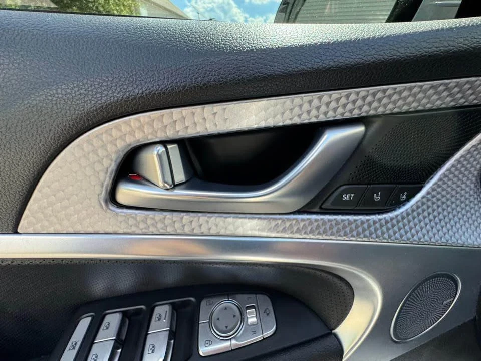 2023 Genesis G70 - Image 6 of 14