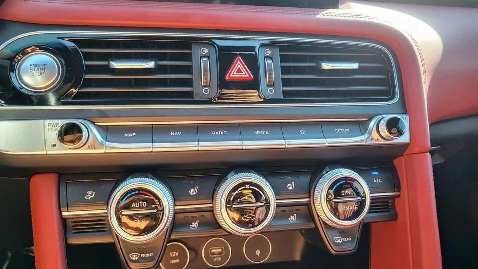 2023 Genesis G70 - Image 2 of 8