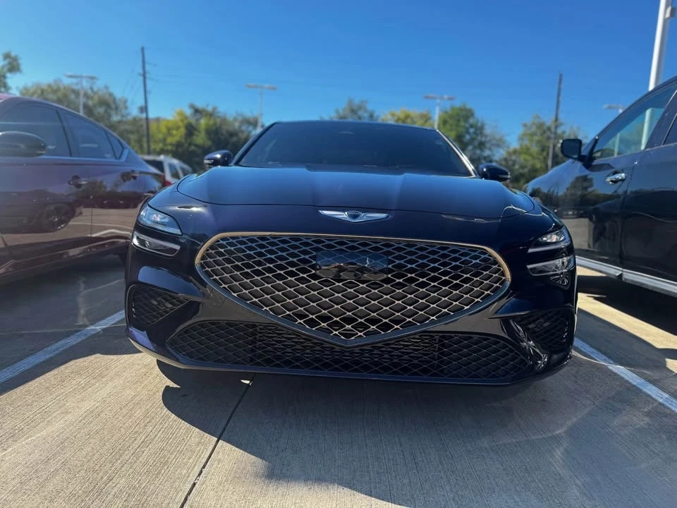 2023 Genesis G70 - Image 3 of 13