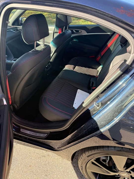 2023 Genesis G70 - Image 7 of 11