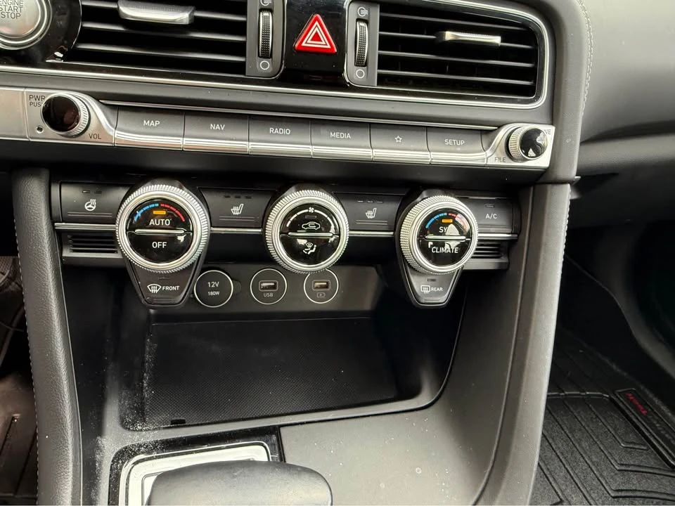 2023 Genesis G70 - Image 8 of 11