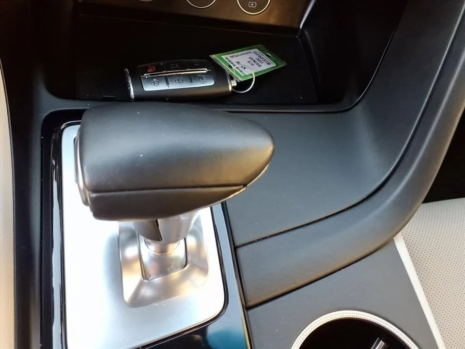 2023 Genesis G70 - Image 13 of 16