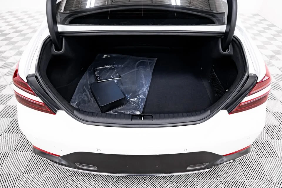 2023 Genesis G70 - Image 10 of 20