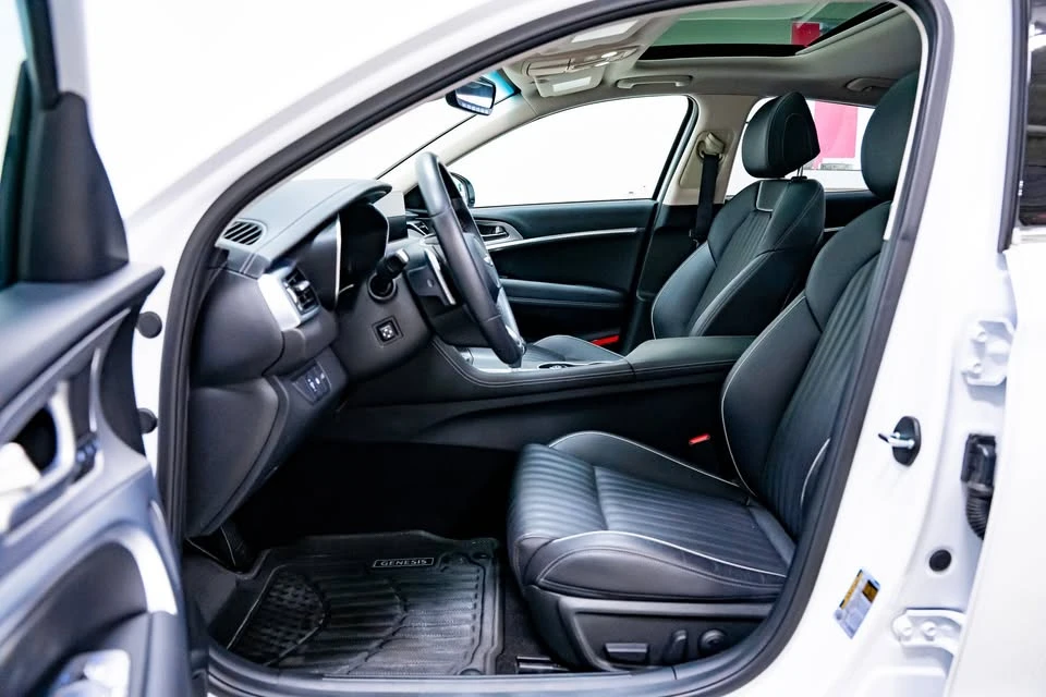 2023 Genesis G70 - Image 20 of 20