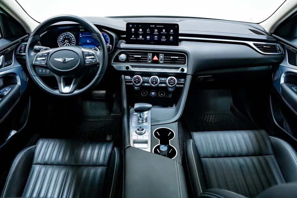 2023 Genesis G70 - Image 2 of 20