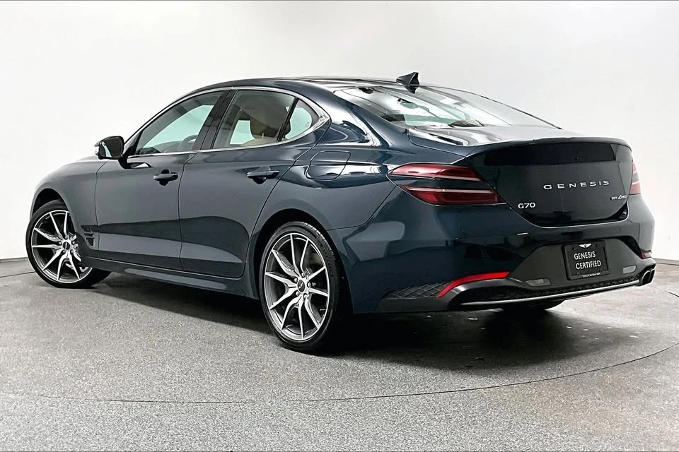 2023 Genesis G70 - Image 3 of 15