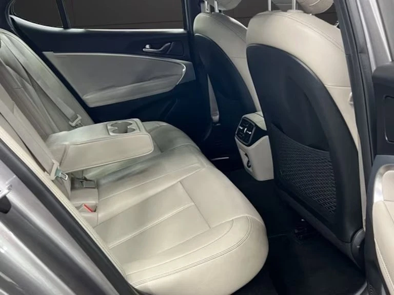 2023 Genesis G70 - Image 16 of 19