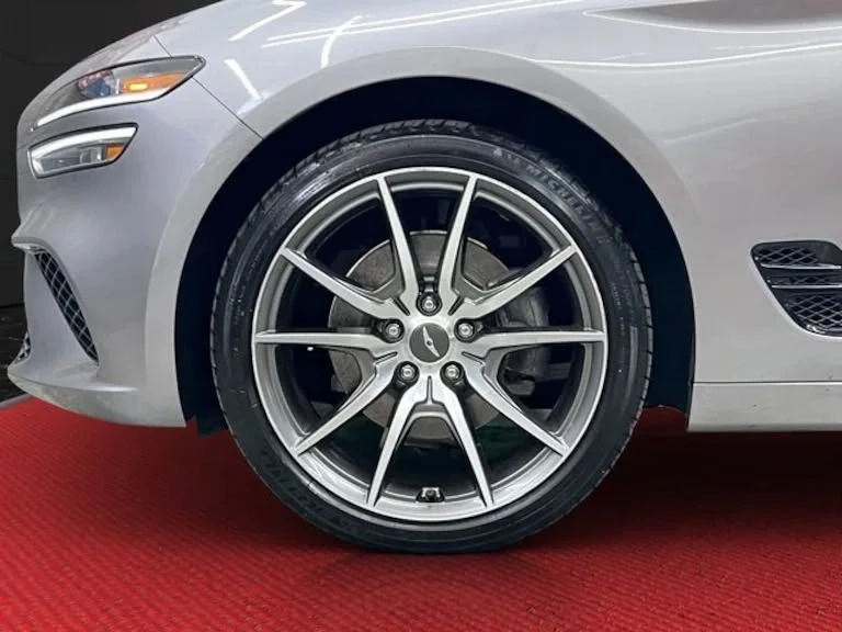 2023 Genesis G70 - Image 8 of 19