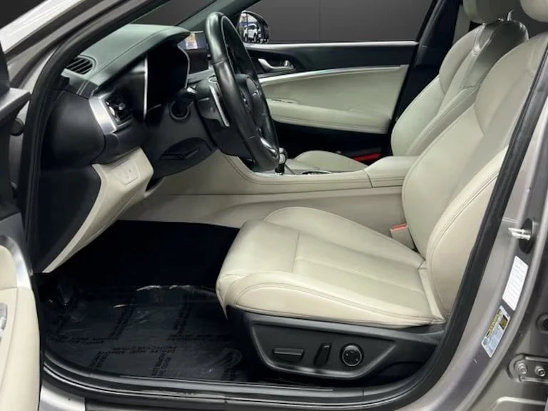 2023 Genesis G70 - Image 18 of 19
