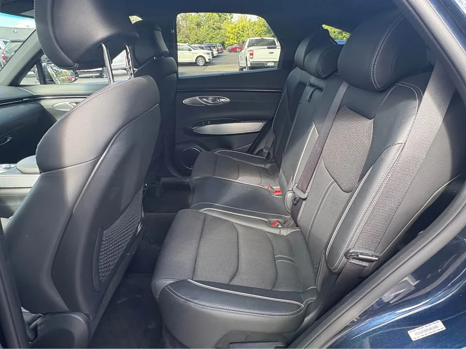 2023 Genesis G70 - Image 9 of 10