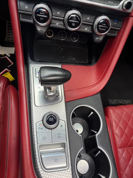 2023 Genesis G70 - Image 10 of 12