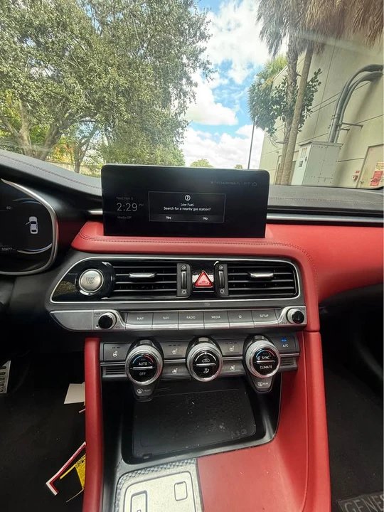 2023 Genesis G70 - Image 9 of 12