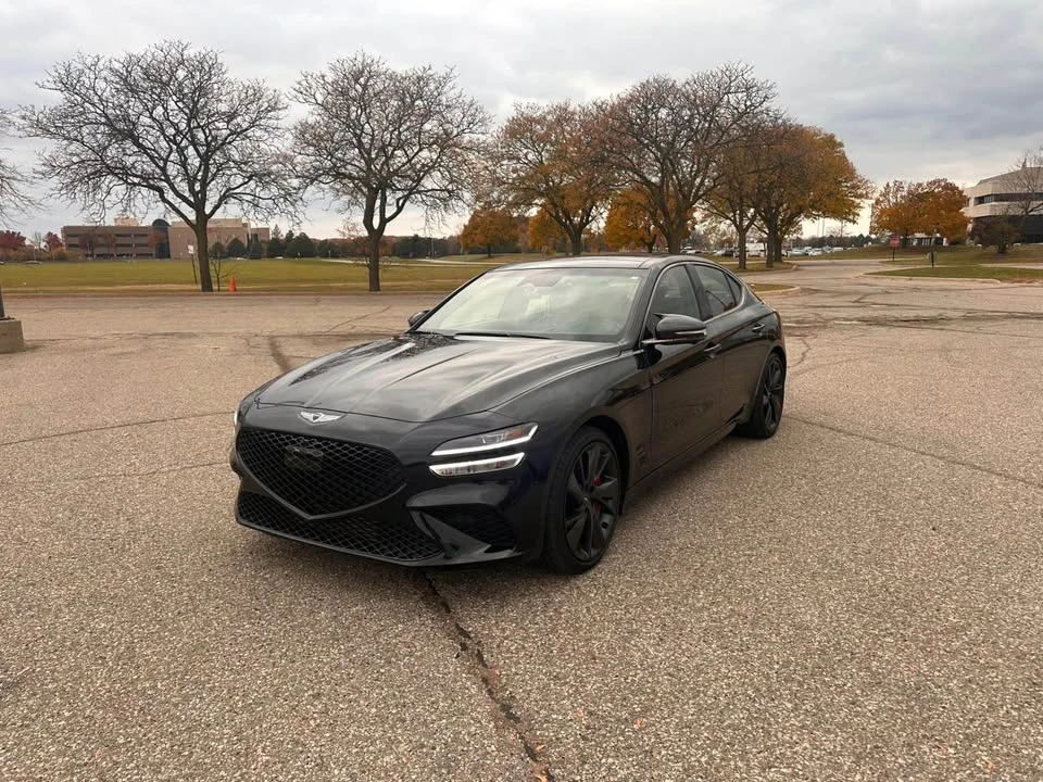 2023 Genesis G70 - Image 2 of 12
