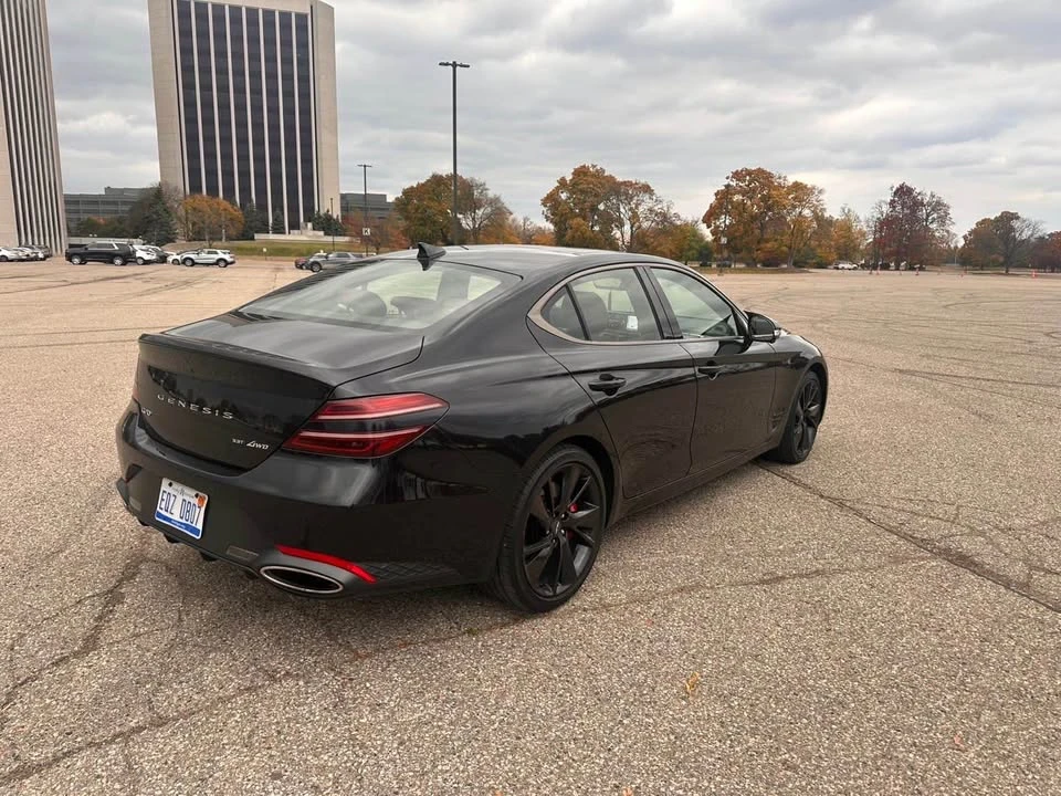 2023 Genesis G70 - Image 9 of 12
