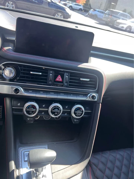 2023 Genesis G70 - Image 7 of 13