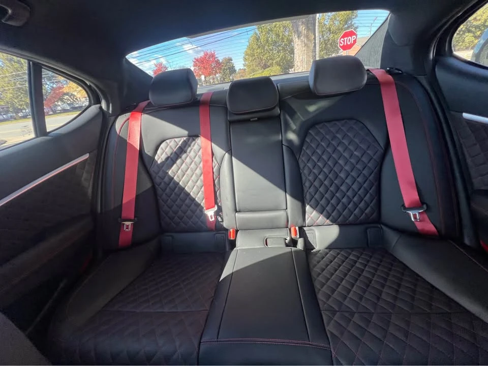 2023 Genesis G70 - Image 11 of 13