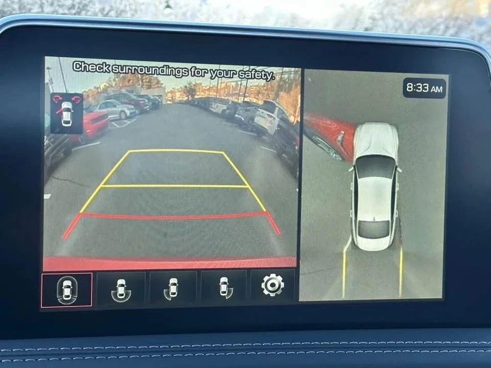 2023 Genesis G70 - Image 8 of 10