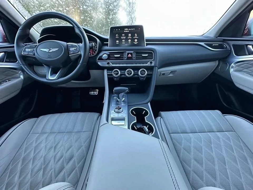 2023 Genesis G70 - Image 6 of 10
