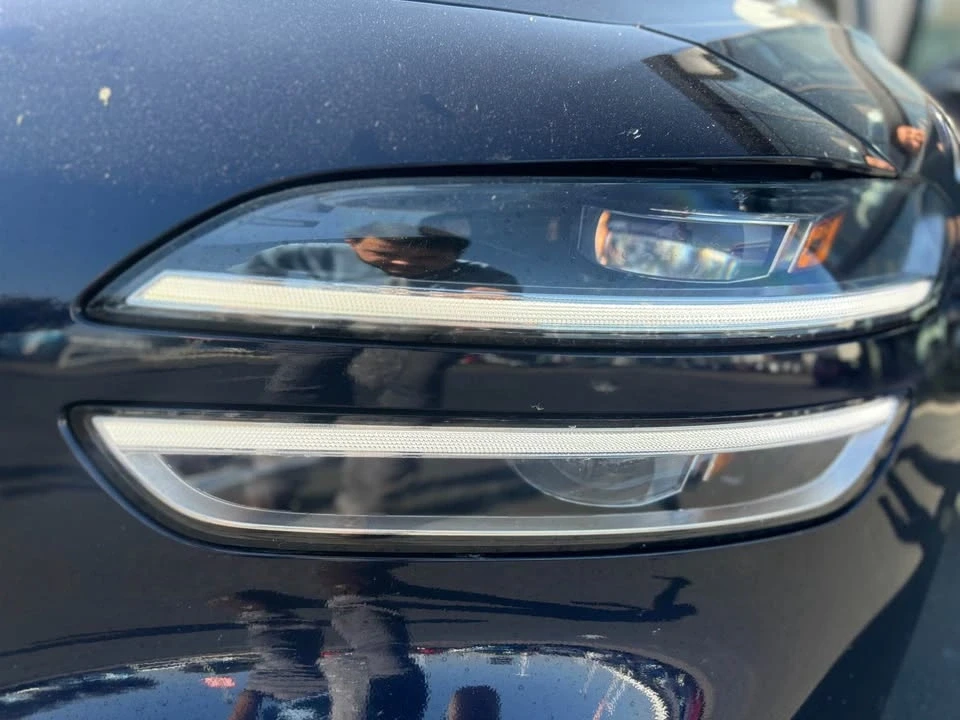 2023 Genesis G70 - Image 5 of 16