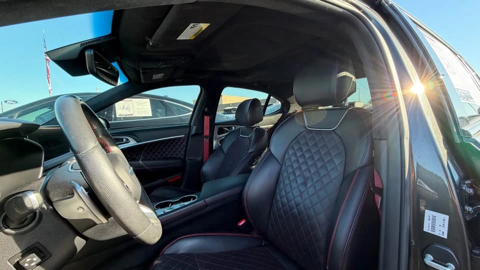 2023 Genesis G70 - Image 7 of 10