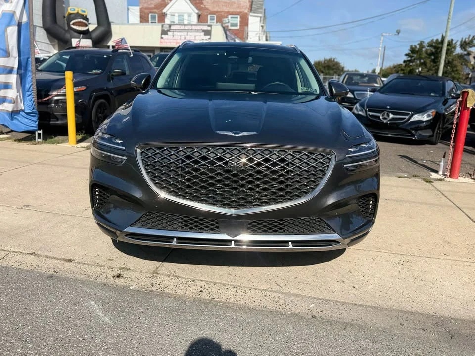 2023 Genesis GV70 - Image 2 of 18